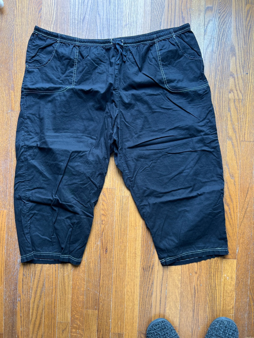 Fresh Produce Women’s Black Casual Capris with Contrast Stitching size 3XL